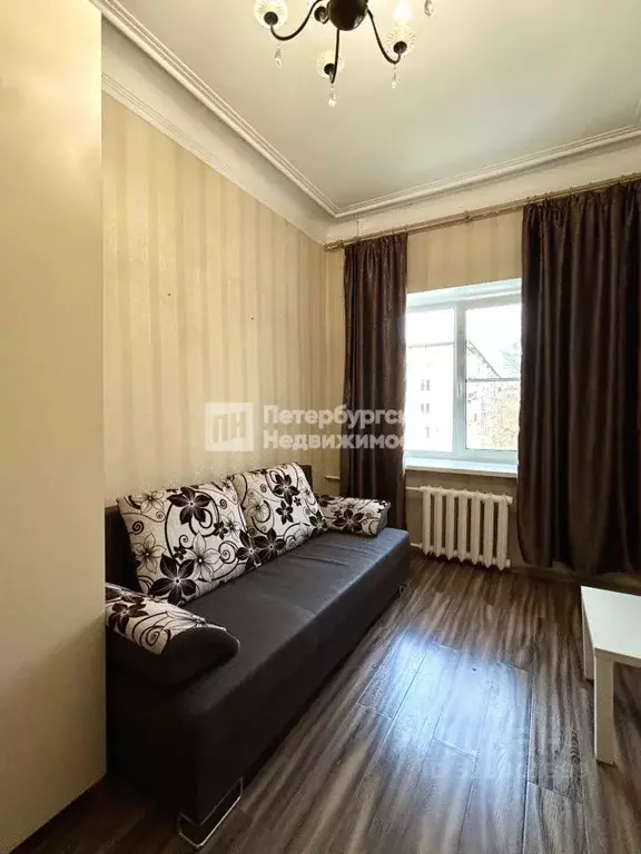 Комната Санкт-Петербург Среднеохтинский просп., 33/15 (12.7 м) - Фото 1