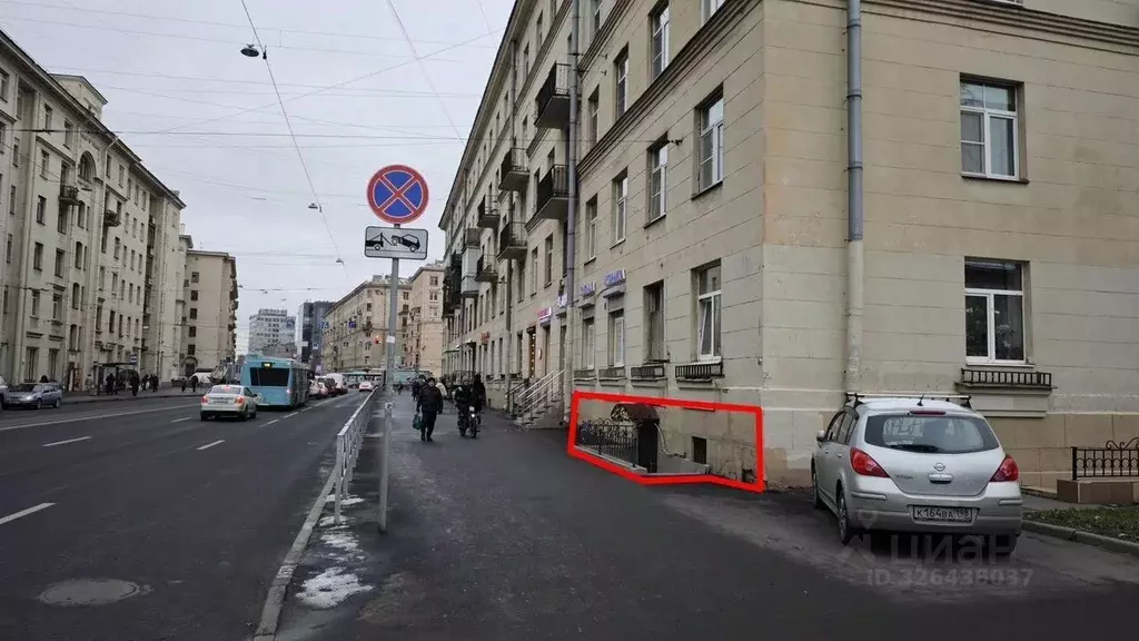 Торговая площадь в Санкт-Петербург ул. Бабушкина, 48 (90 м) - Фото 1