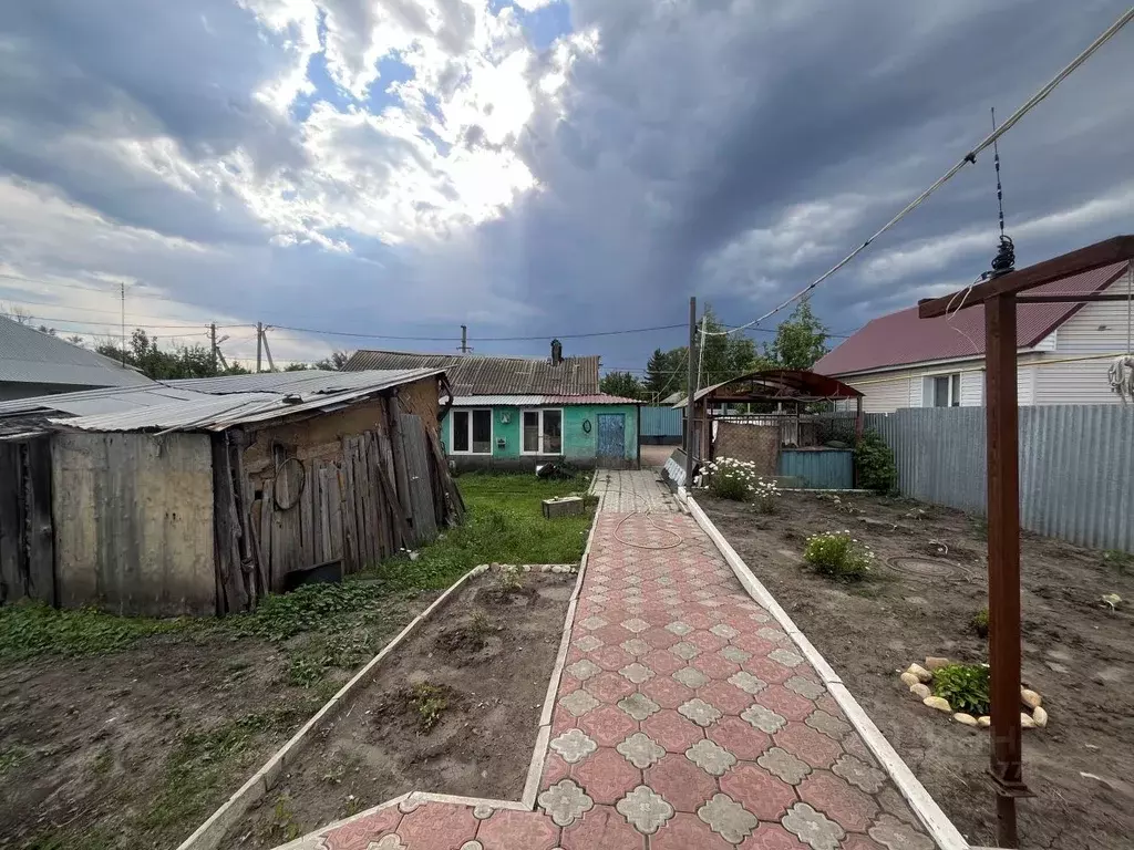 Дом в Самарская область, Красный Яр с/пос, с. Красный Яр ул. ... - Фото 0