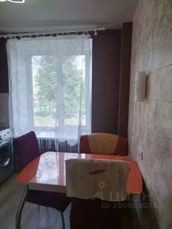 2-к кв. Ленинградская область, Лодейное поле ул. Гагарина, 13 (48.0 м) - Фото 1