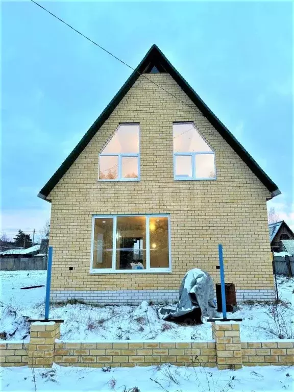 Дом в Брянская область, Унеча Аэродром кп, ул. Березовая (172 м) - Фото 1