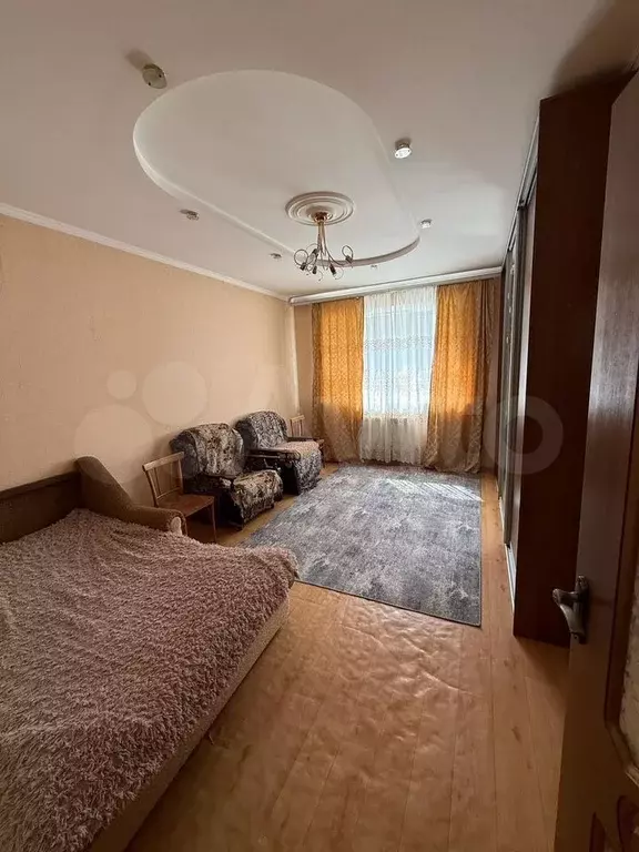 1-к. квартира, 42 м, 4/6 эт. - Фото 1