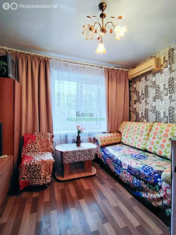 Квартира-студия: Балаково, улица Комарова, 122 (12.4 м) - Фото 1