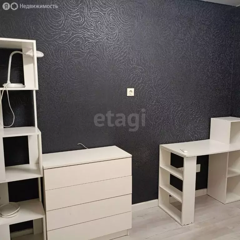 3-комнатная квартира: Алапаевск, улица Урицкого, 156 (53.6 м) - Фото 1