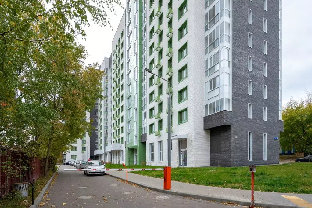 Гараж в Москва ул. Петра Романова, 18 (15 м) - Фото 0