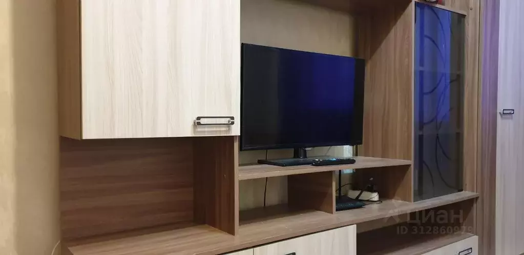 2-к кв. Архангельская область, Коряжма Архангельская ул., 7 (54.0 м) - Фото 1