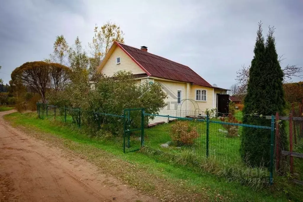 Дом в Новгородская область, Маловишерский район, Веребьинское с/пос, ... - Фото 1