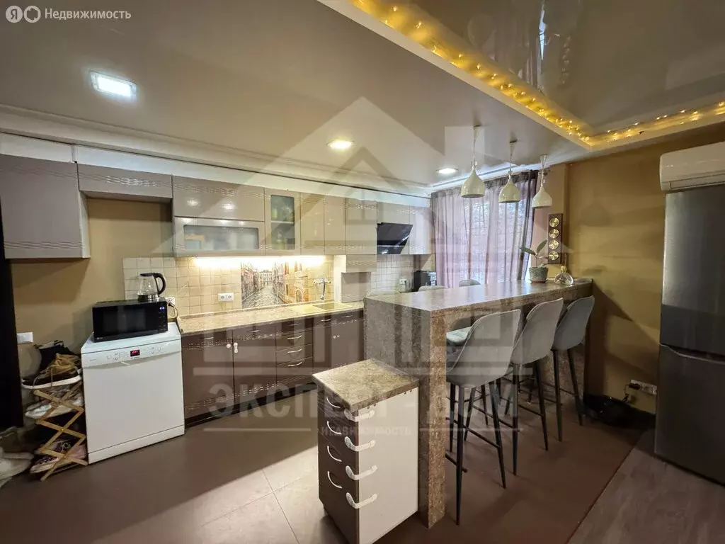 1-комнатная квартира: Таганрог, улица Москатова, 5 (62.1 м) - Фото 1