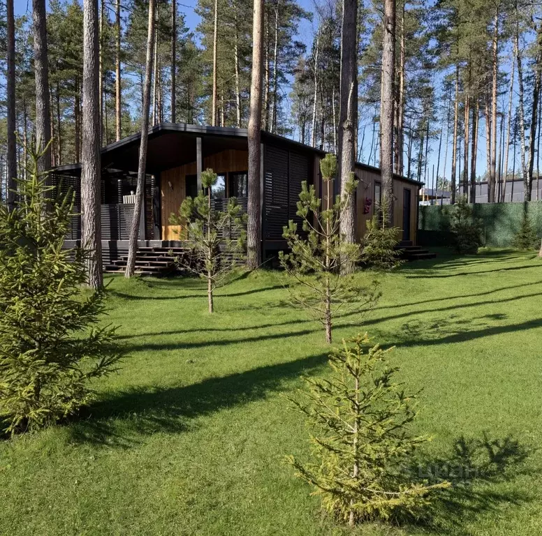 Дом в Ленинградская область, Выборгский район, Полянское с/пос, пос. ... - Фото 1