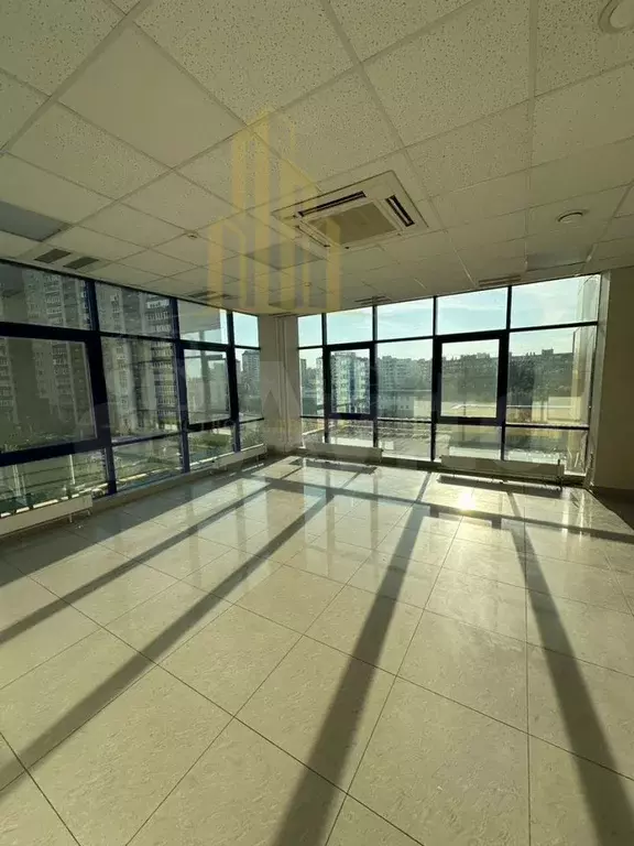 Продажа офиса, 2075 кв.м - Фото 1