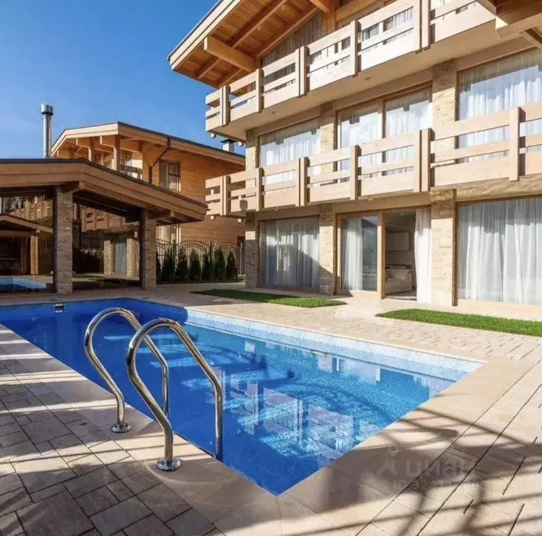 Дом в Краснодарский край, Сочи Красная Поляна пгт, 1-й Садовый мкр,  ... - Фото 1