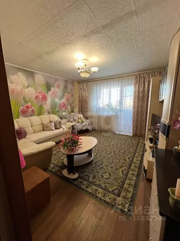 2-к кв. Свердловская область, Нижний Тагил ул. Юности, 49 (50.8 м) - Фото 0