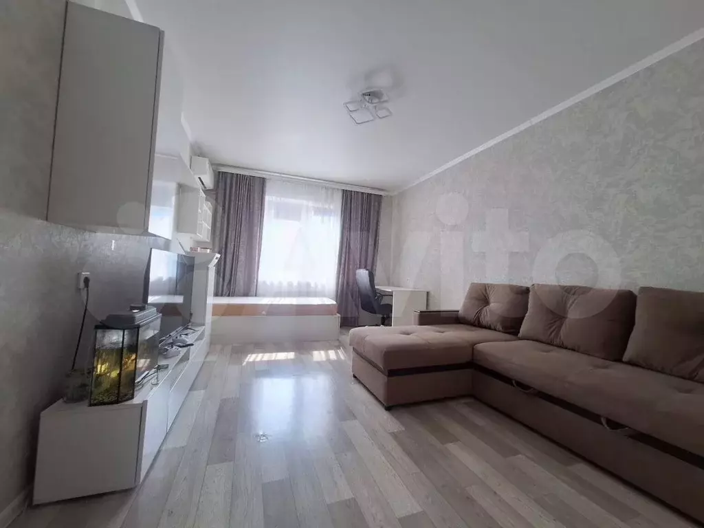 1-к. квартира, 44 м, 7/10 эт. - Фото 0