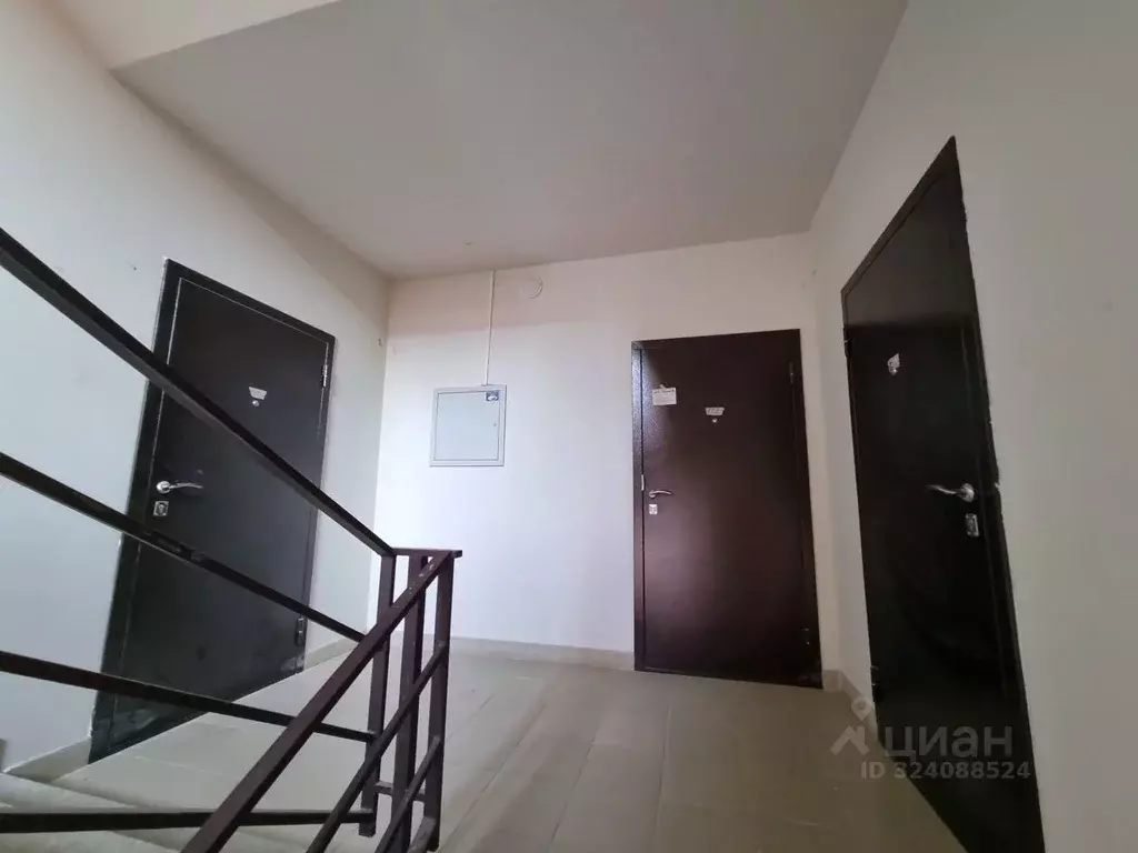 3-к кв. Северная Осетия, Владикавказ ул. Билара Кабалоева, 16А (82.0 ... - Фото 2