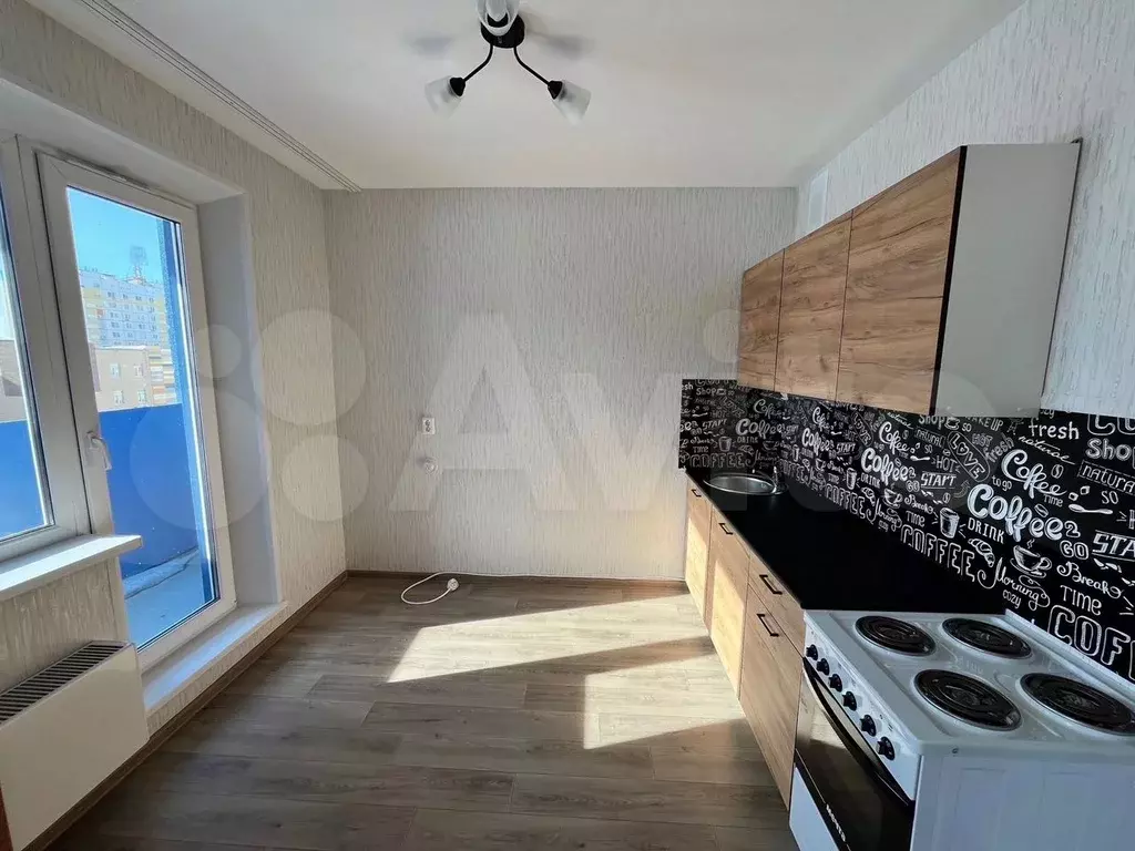 1-к. квартира, 32 м, 4/10 эт. - Фото 1