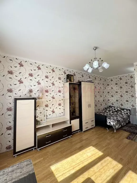 1-к. квартира, 43 м, 3/6 эт. - Фото 1