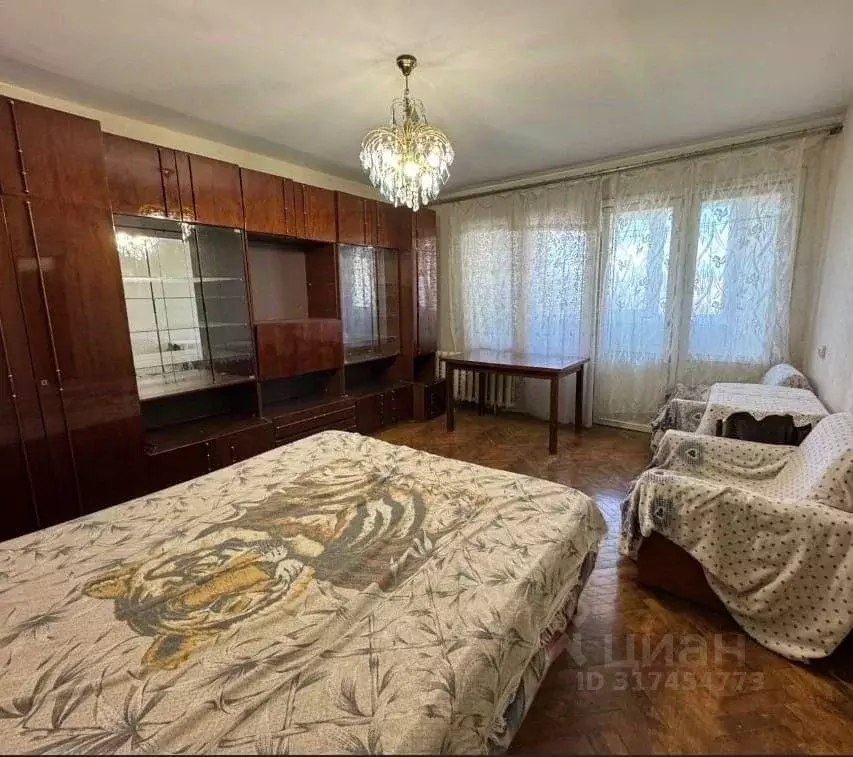 2-к кв. Крым, Симферополь ул. Семашко, 17 (65.0 м) - Фото 1