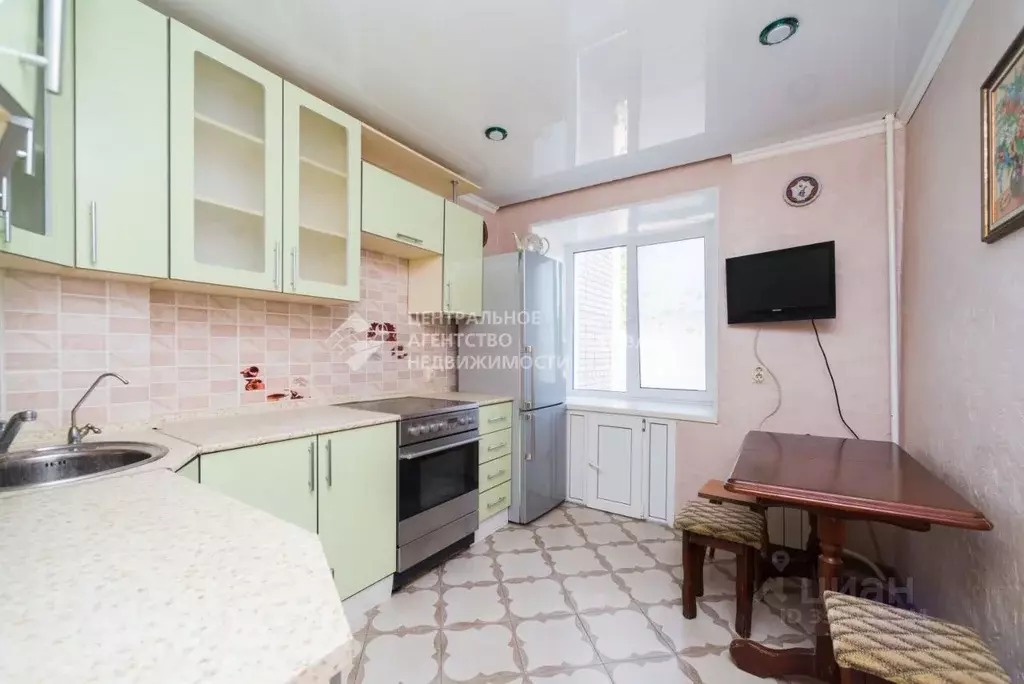 3-к кв. Рязанская область, Рязань ул. Есенина, 38 (58.7 м) - Фото 2