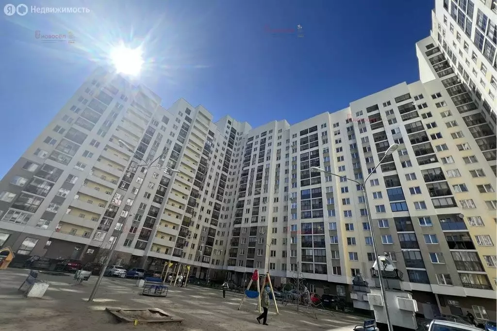 1-комнатная квартира: Екатеринбург, улица Рябинина, 21 (40 м) - Фото 1