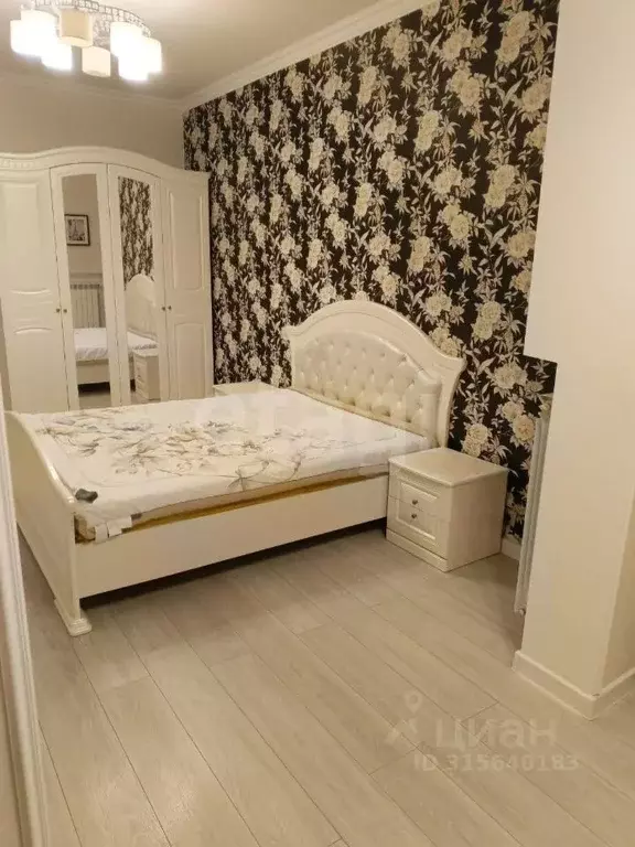 3-к кв. Северная Осетия, Владикавказ ул. Астана Кесаева, 39 (95.0 м) - Фото 1