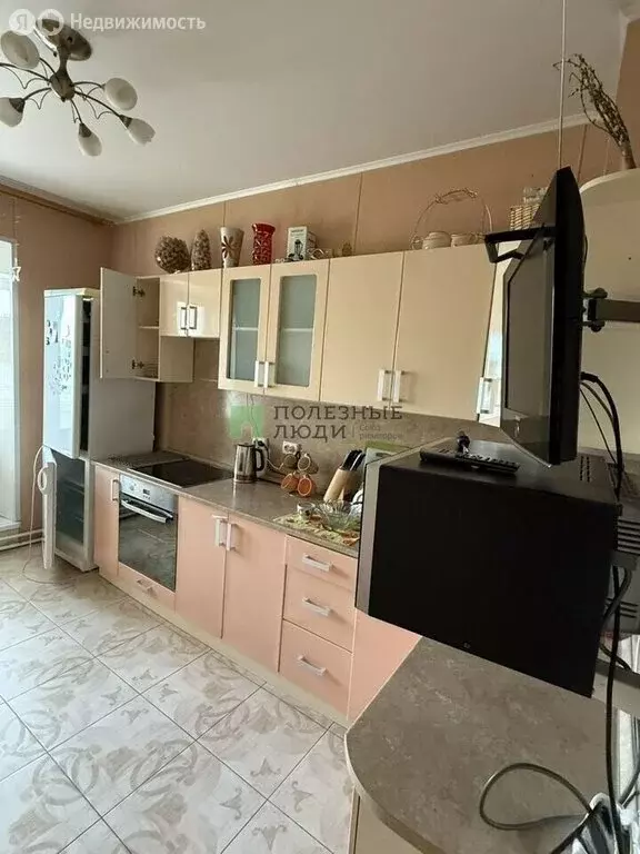 2-комнатная квартира: Белгород, Октябрьская улица, 46 (59.6 м) - Фото 2