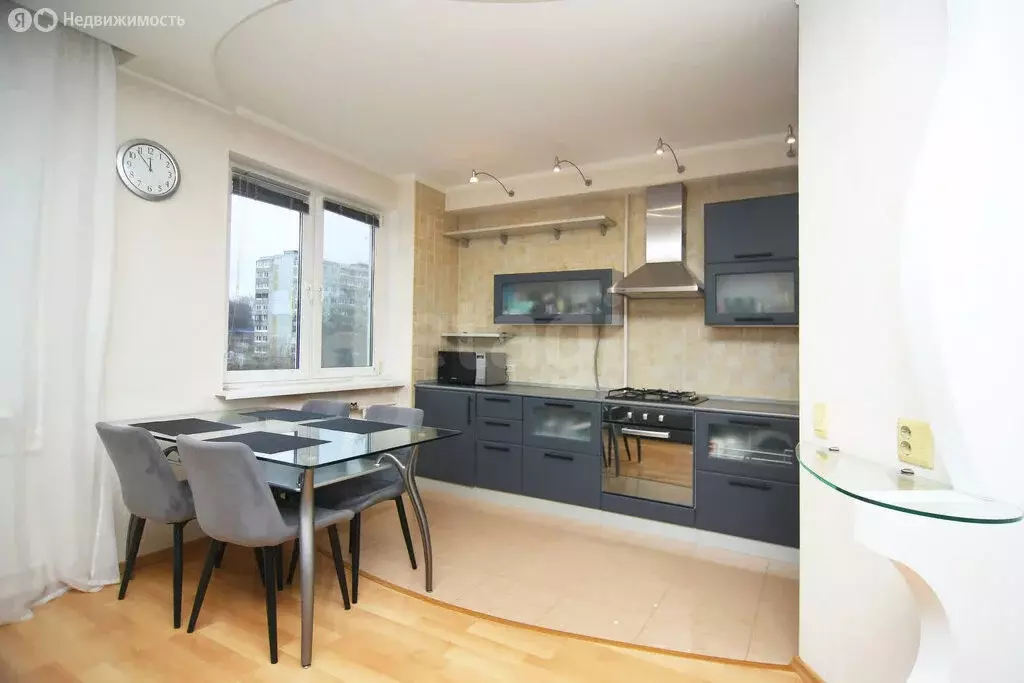 3-комнатная квартира: Тула, улица Пузакова, 66 (65 м) - Фото 1