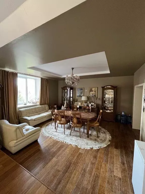 5-к кв. Чувашия, Чебоксары ул. Текстильщиков, 23 (293.1 м) - Фото 1