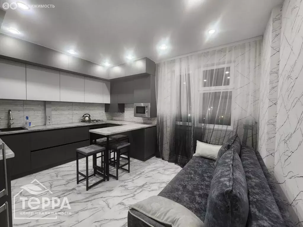 1-комнатная квартира: Евпатория, улица Чапаева, 10 (41 м) - Фото 1