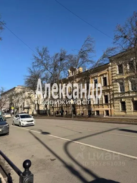 Торговая площадь в Санкт-Петербург, Санкт-Петербург, Кронштадт просп. ... - Фото 2