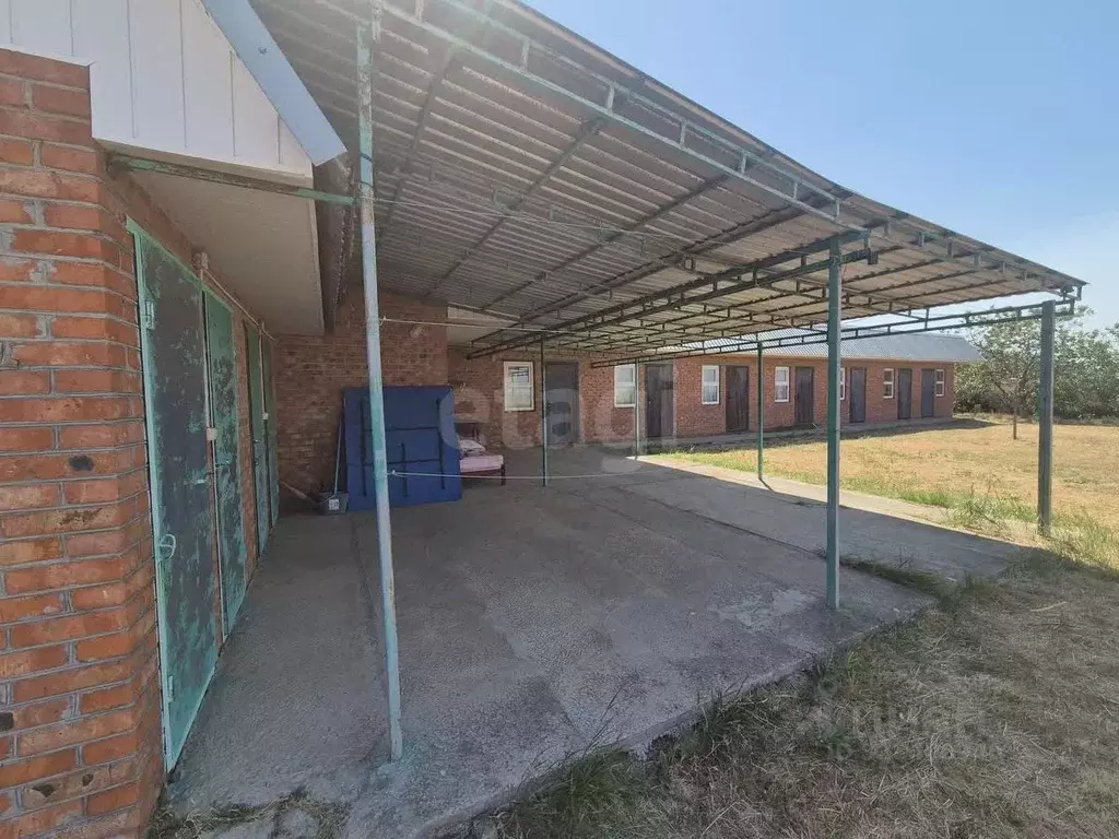 Дом в Краснодарский край, Щербиновский район, с. Глафировка ... - Фото 1