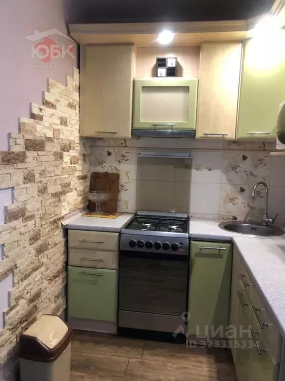 2-к кв. Крым, Евпатория ул. Революции, 5 (64.9 м) - Фото 2