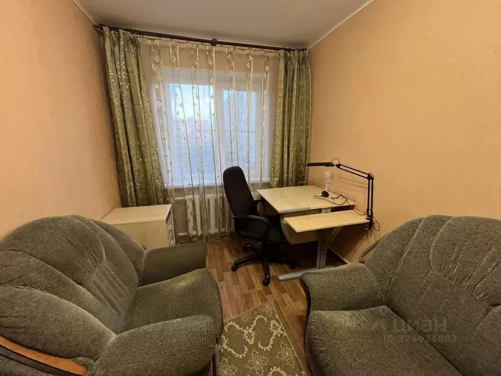 2-к кв. Калужская область, Малоярославец ул. Карла Маркса, 12 (44.0 м) - Фото 1