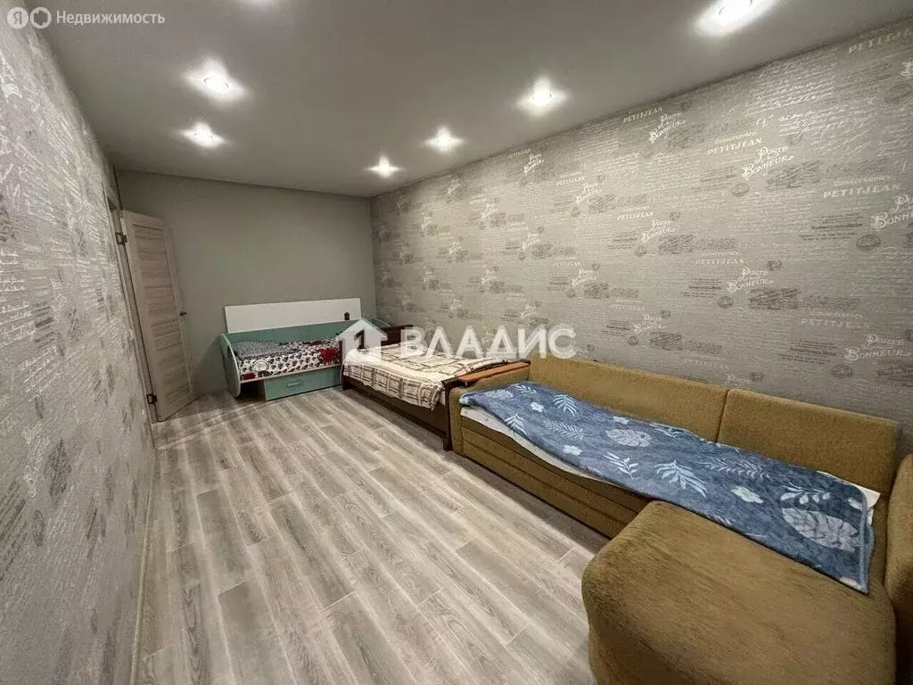 2-комнатная квартира: Тобольск, 4-й микрорайон, 11А (45.3 м) - Фото 2