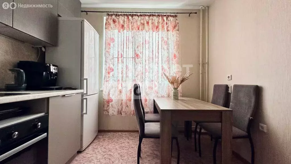 2-комнатная квартира: Челябинск, улица Клайна, 9 (59 м) - Фото 0