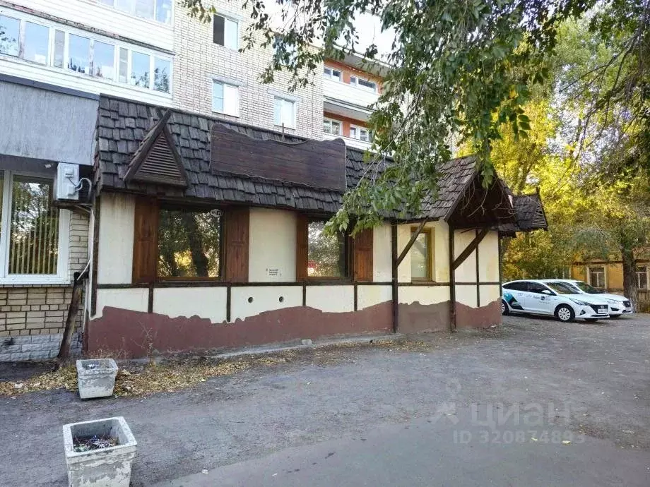 Помещение свободного назначения в Саратовская область, Саратов просп. ... - Фото 1