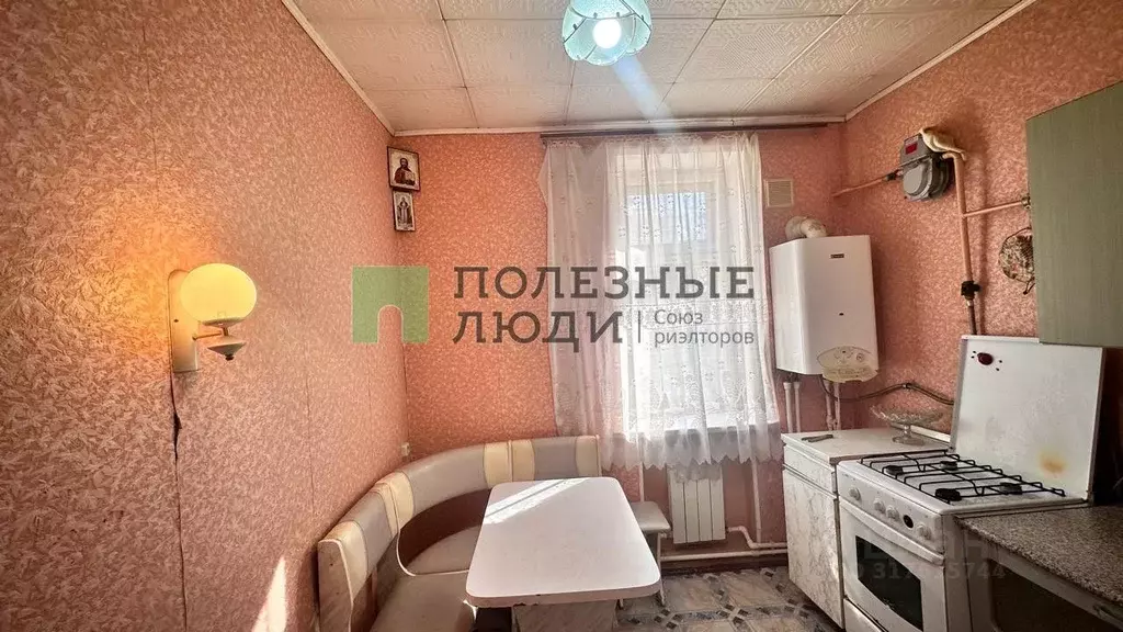 2-к кв. Астраханская область, Икрянинский район, Ильинка рп ул. ... - Фото 0