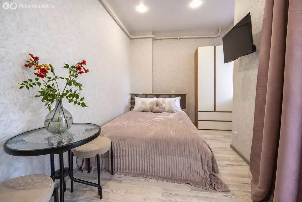 Квартира-студия: Калининград, Автомобильная улица, 10 (16.5 м) - Фото 2