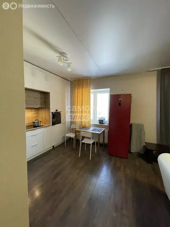 Квартира-студия: Тюмень, улица Мебельщиков, 6 (48 м) - Фото 2