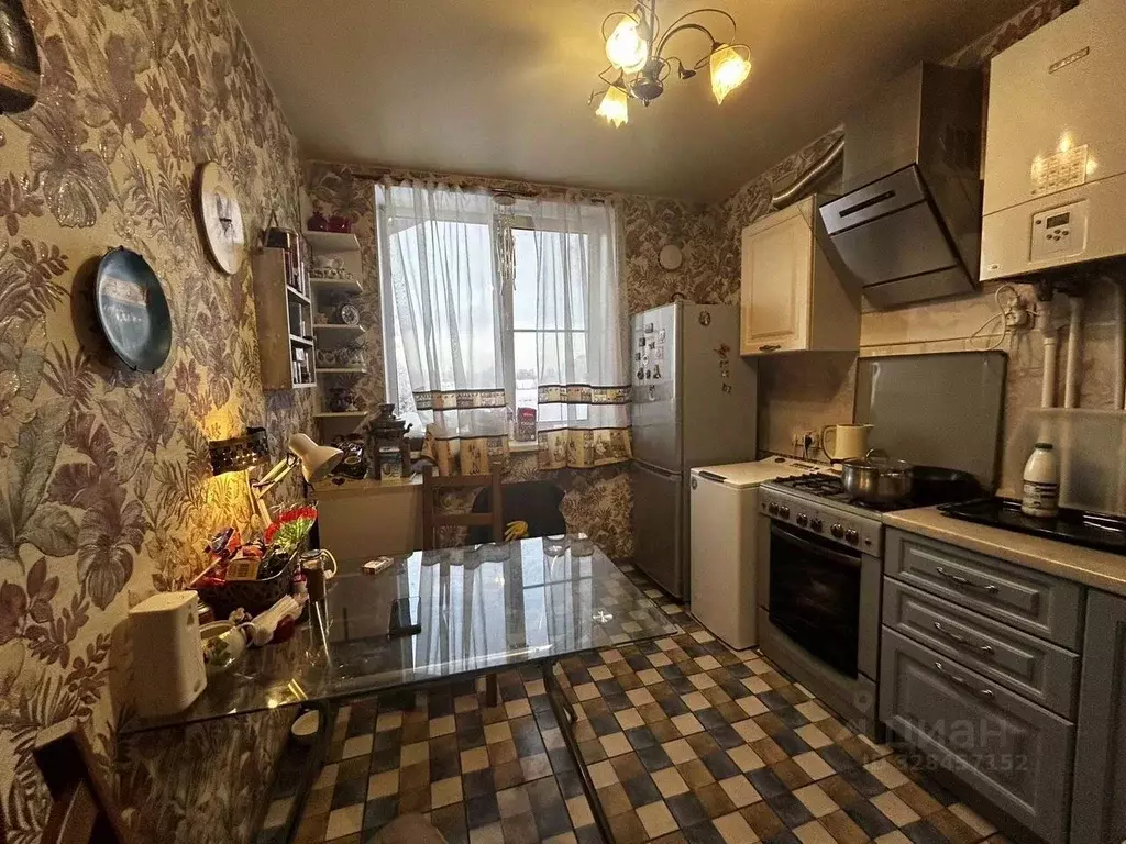 2-к кв. Ленинградская область, Отрадное Кировский район, ул. Победы, ... - Фото 1