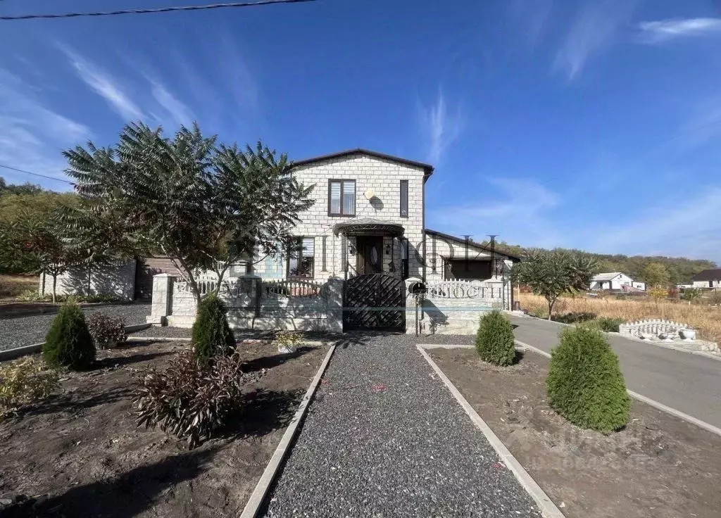 Дом в Белгородская область, Новооскольский муниципальный округ, с. ... - Фото 0