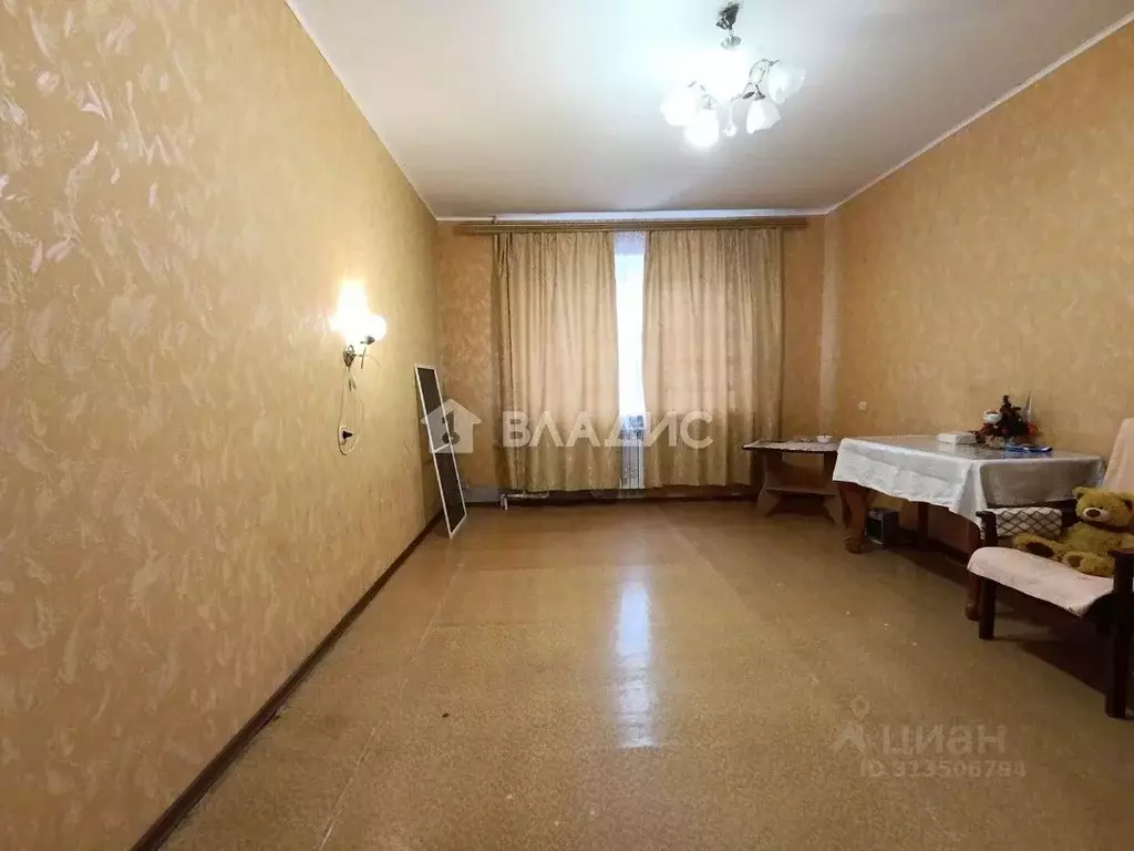 3-к кв. Владимирская область, Ковров Рабочая ул., 35 (64.6 м) - Фото 1
