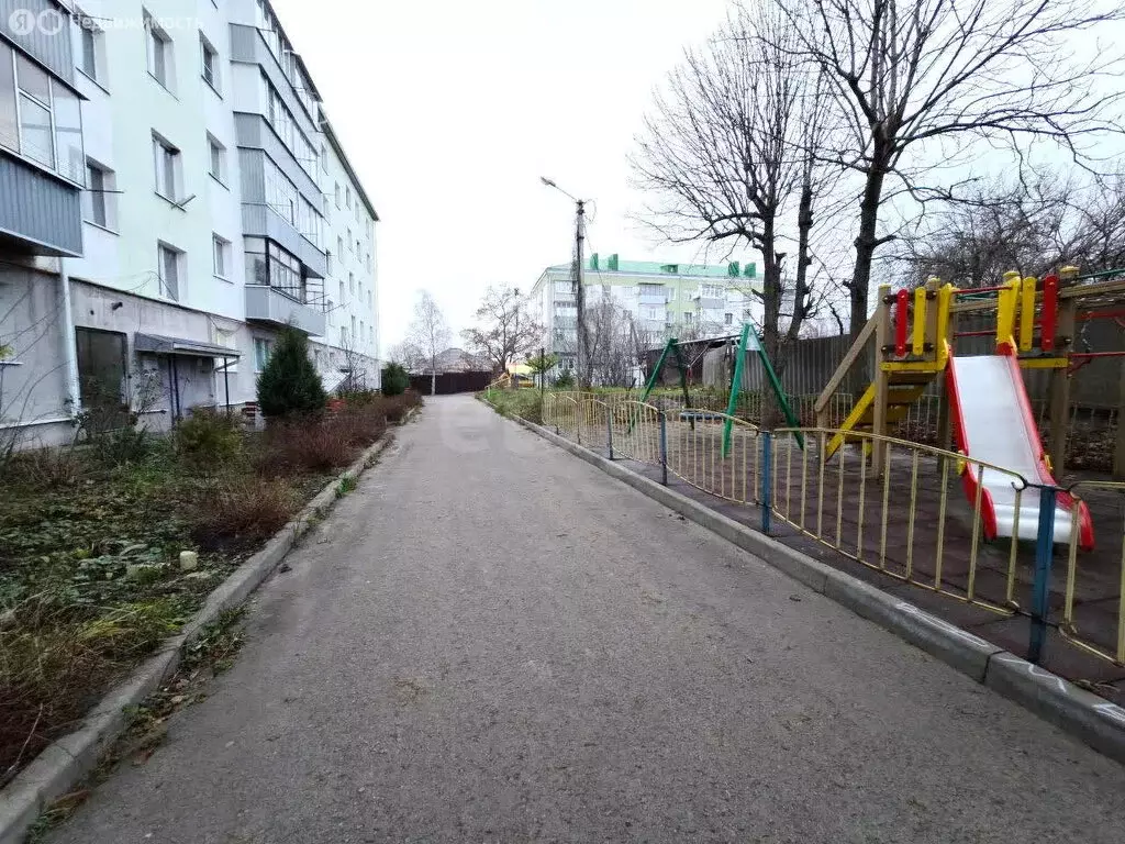 2-комнатная квартира: Валуйки, улица Степана Разина, 8А (43.1 м) - Фото 2