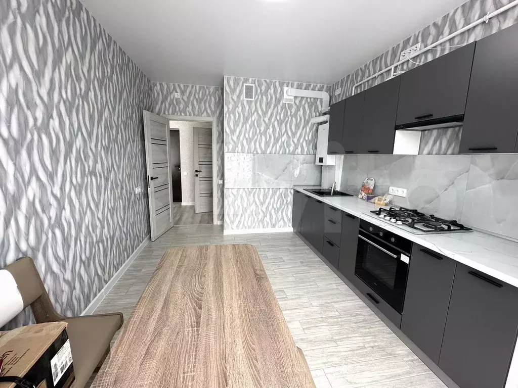 2-к. квартира, 65 м, 4/9 эт. - Фото 1