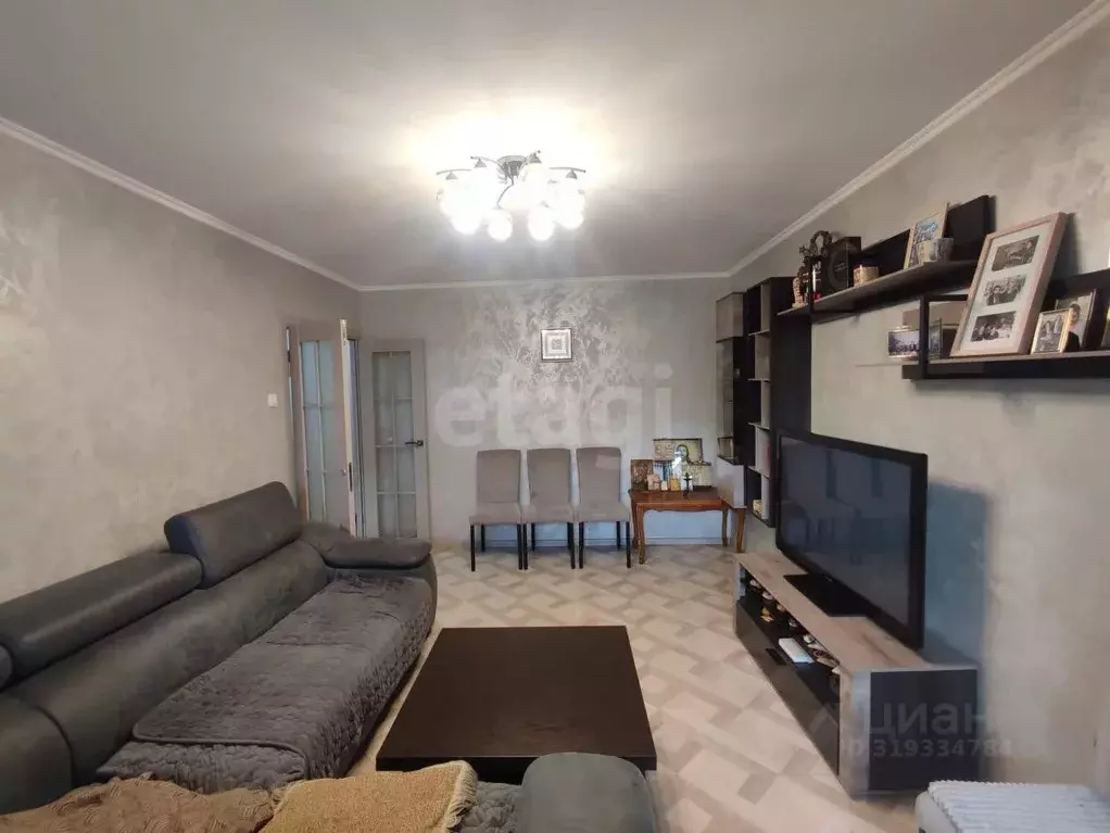 2-к кв. Костромская область, Буй ул. Ленских Событий, 4 (52.9 м) - Фото 0