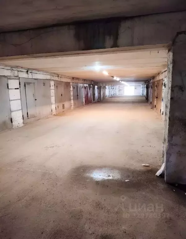 Гараж в Свердловская область, Екатеринбург ул. Астраханская, 34 (17 м) - Фото 2