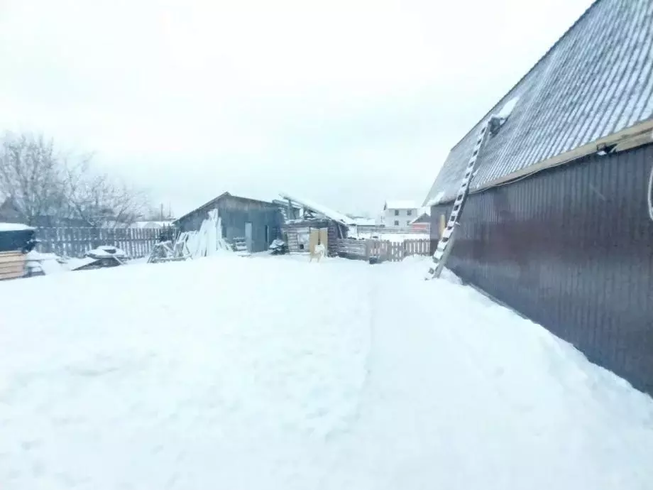 Дом в Пермский край, Александровск Яйва пгт, Заводская ул., 18 (83 м) - Фото 2