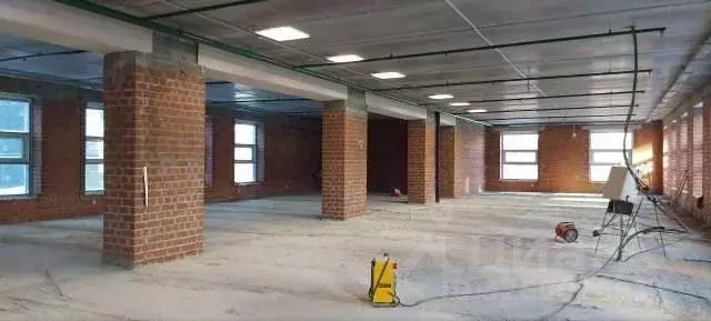 Офис в Свердловская область, Екатеринбург ул. Розы Люксембург, 67Б ... - Фото 1