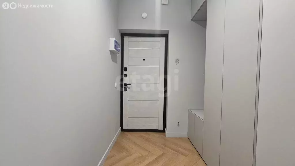 2-комнатная квартира: Калининград, Советский проспект, 130 (55.5 м) - Фото 1