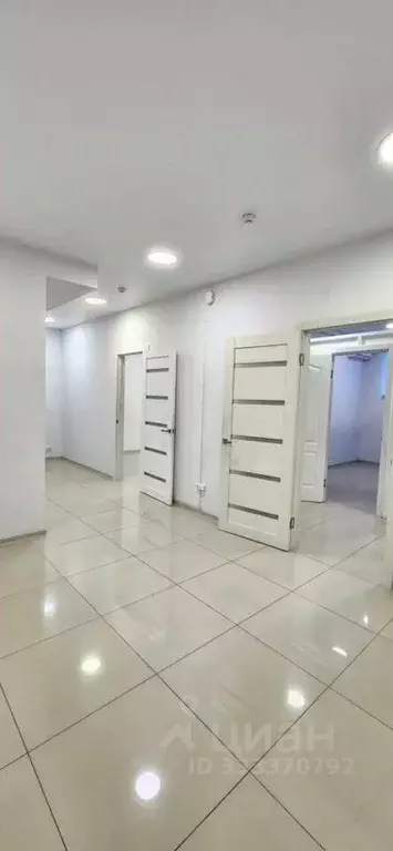 Помещение свободного назначения в Севастополь ул. Молодых Строителей, ... - Фото 1