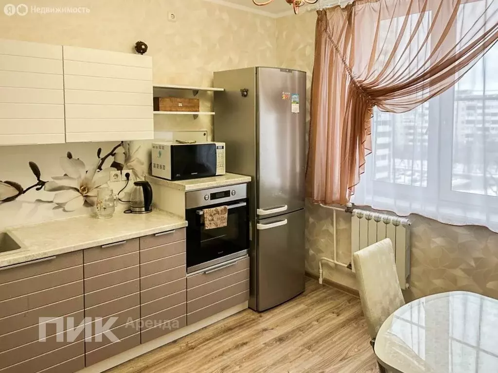 2-комнатная квартира: Екатеринбург, улица Калинина, 22 (60 м) - Фото 1